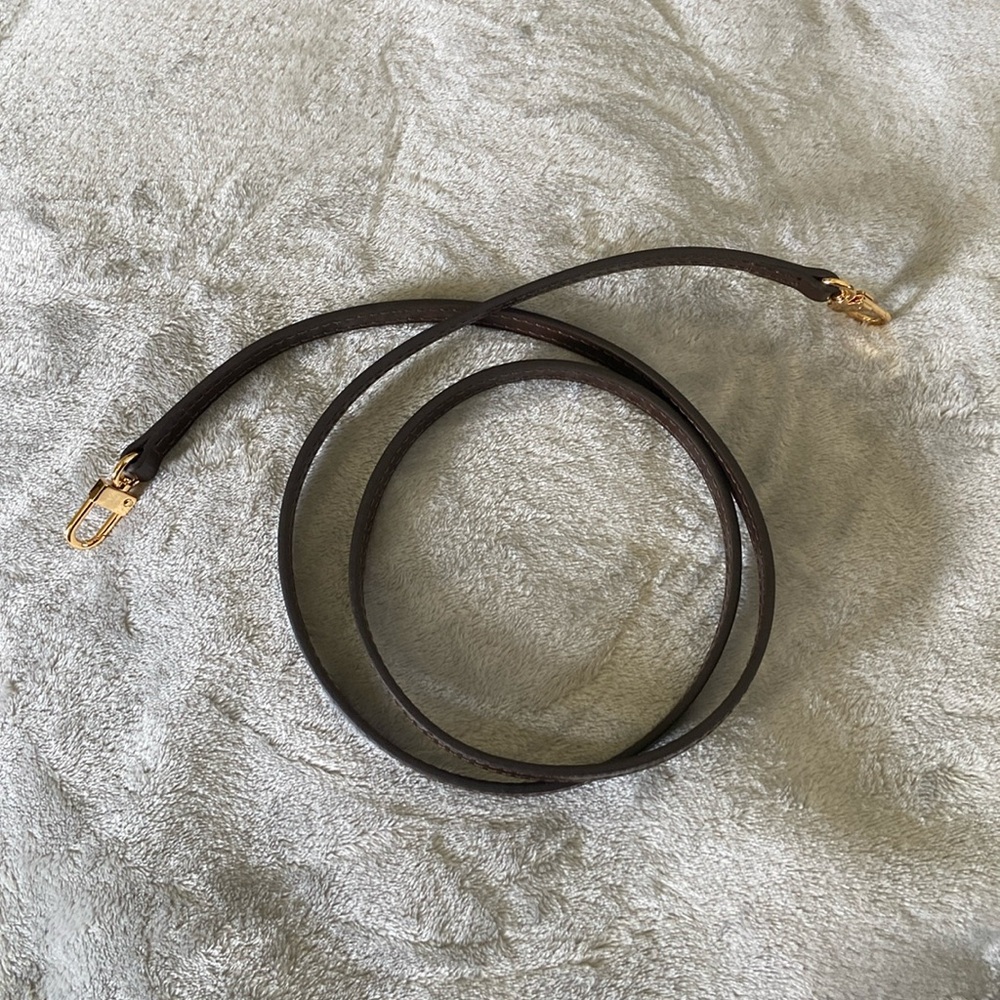 NWOT - Mcraft Leather hand bag strap